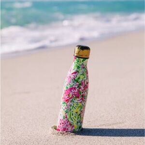 NWT Lilly Pulitzer x Swell 🌴 In The Groves 17 oz Bottle